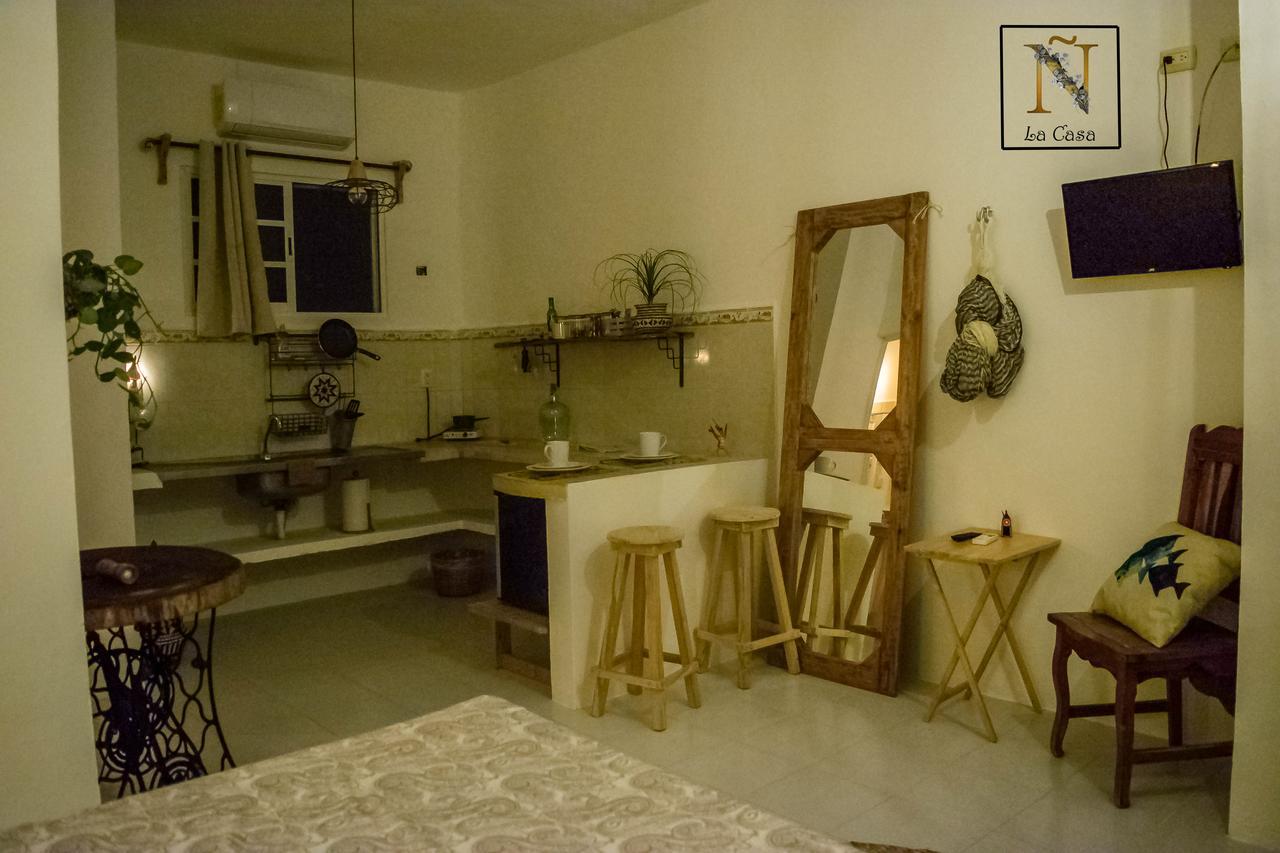 ホルボックス島La Casa De Nanaアパートメント エクステリア 写真